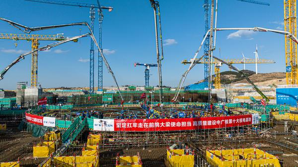 我国首个配置冷却塔的“华龙一号”核电机组建设工作全面启动(图1)